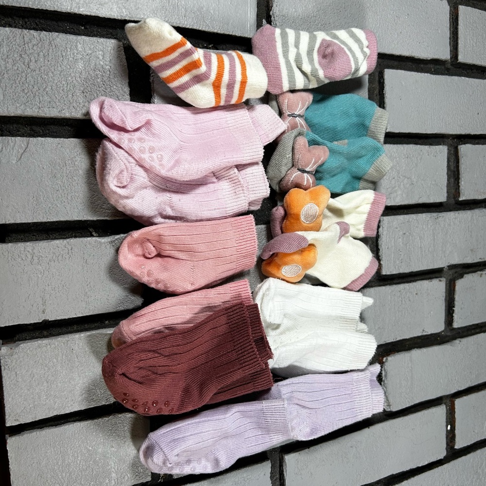 14 Pairs of Infant Girls Socks